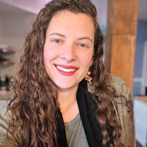 Meet your Posher, Clare